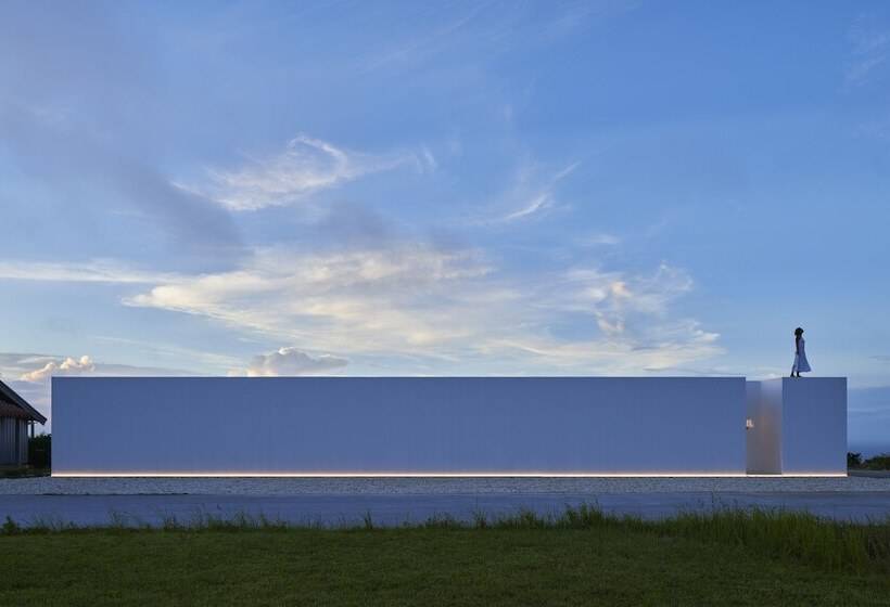 בית מלון כפרי Emil Nakijin