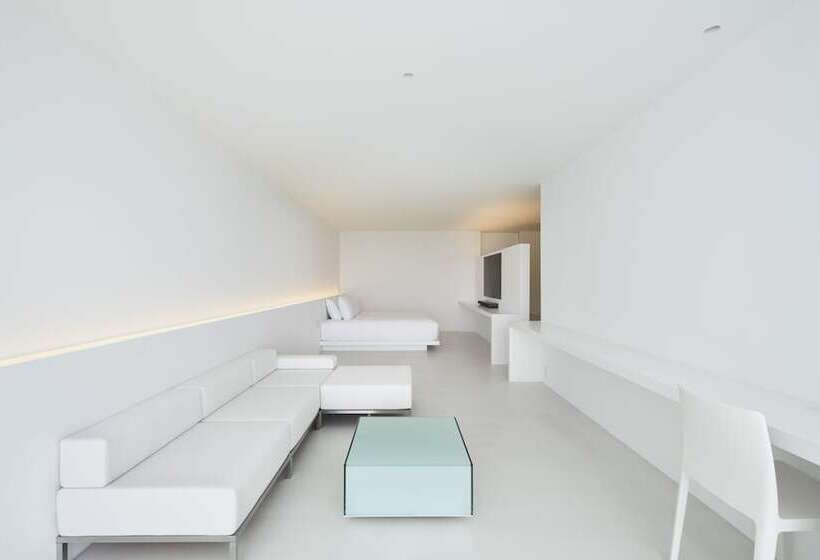 בית מלון כפרי Emil Nakijin