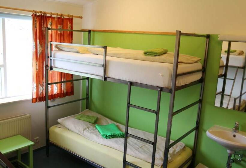 هتل Framtid Hostel