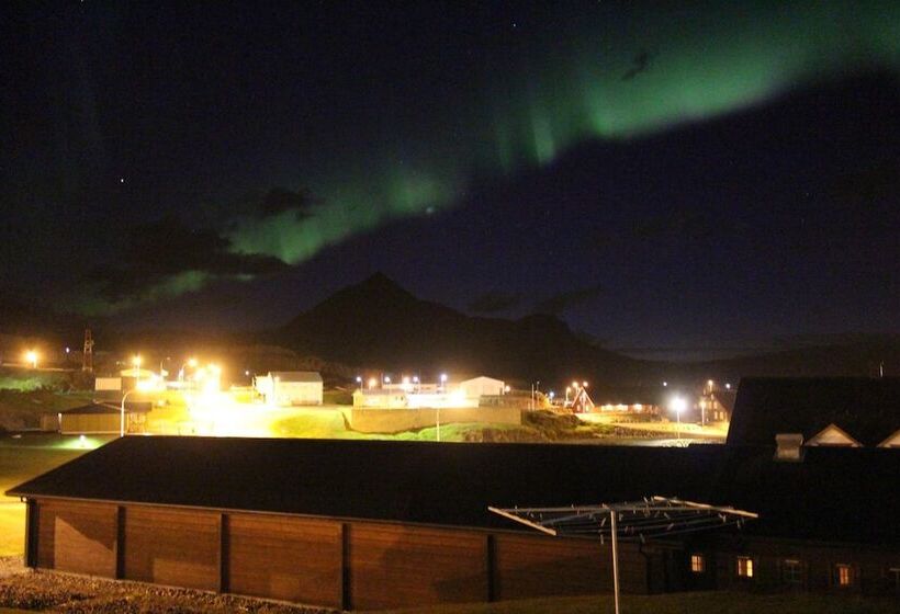 هتل Framtid Hostel