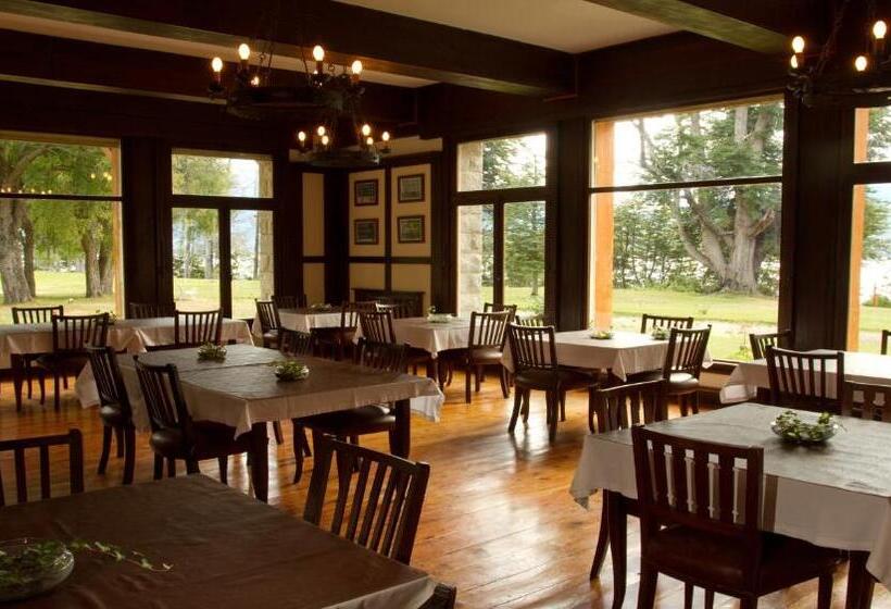 فندق Futalaufquen Hosteria