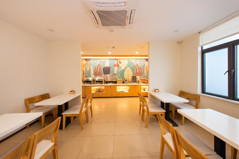 호텔 Hanting  Shanghai Zhenjin Road