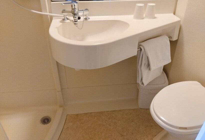 ホテル Initial By Balladins Sable Sur Sarthe