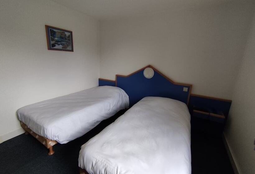 ホテル Initial By Balladins Sable Sur Sarthe