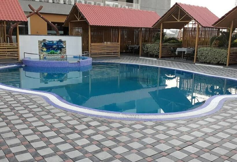 בית מלון כפרי The Divine Resort