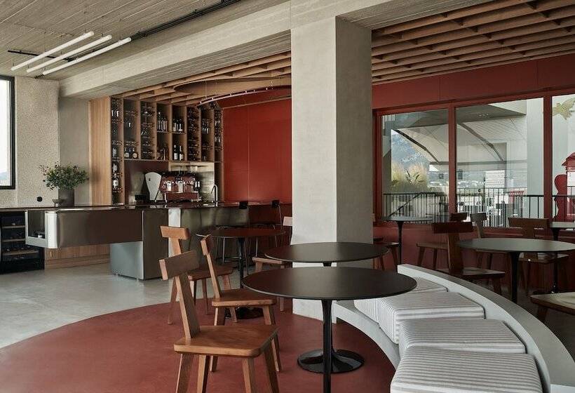 فندق The Newel Psychiko