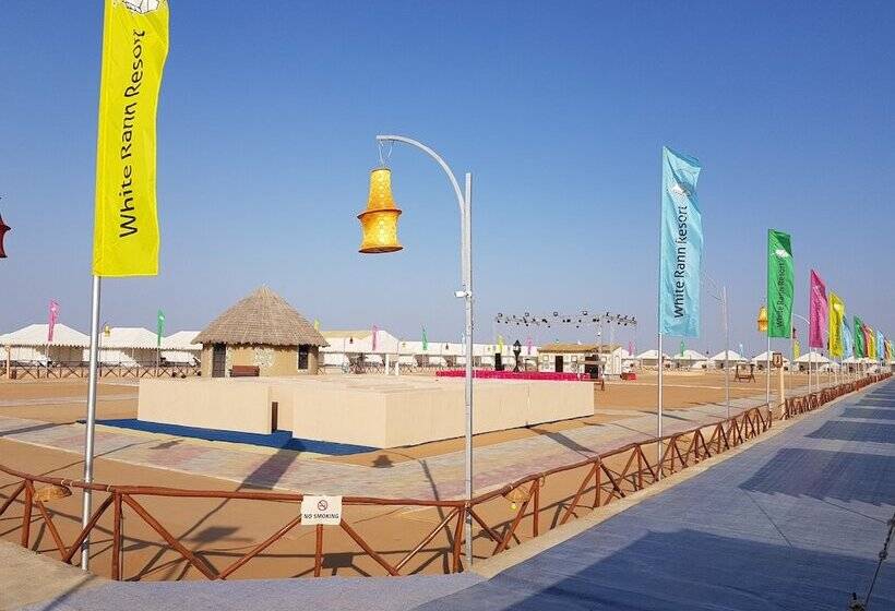 ホテル Praveg White Rann Resort Rann Utsav Dhordo