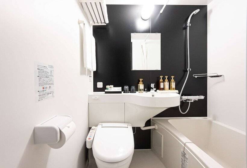 בית מלון כפרי Wyndham Garden Sapporo Odori