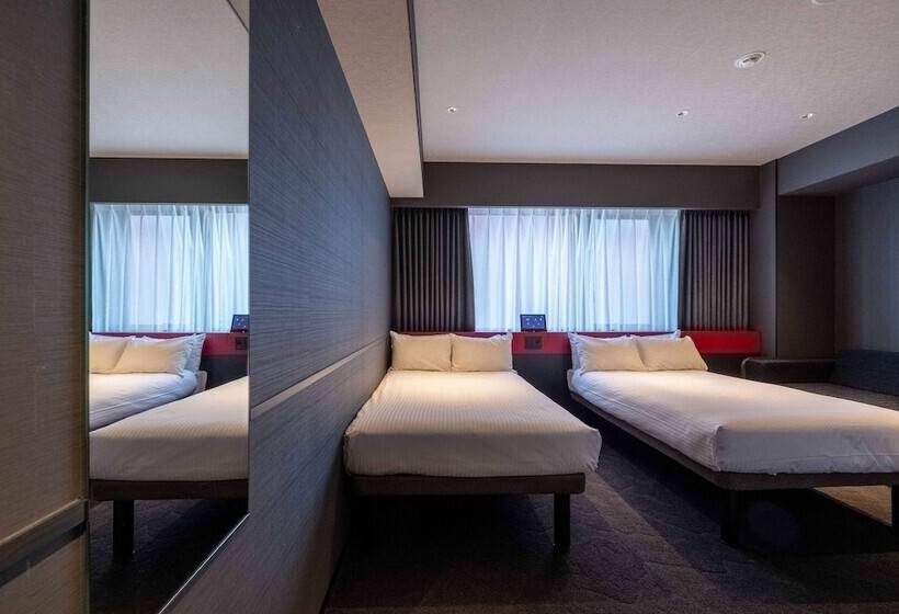 בית מלון כפרי Wyndham Garden Sapporo Odori