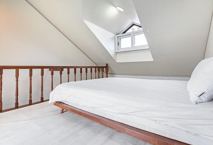 Jeju Stay Dalggum Pension