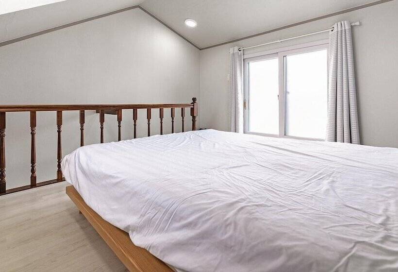 Jeju Stay Dalggum Pension