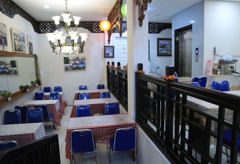 My Rooms Poma Hotel Stay N Dine