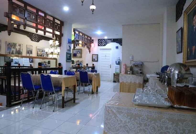 My Rooms Poma Hotel Stay N Dine