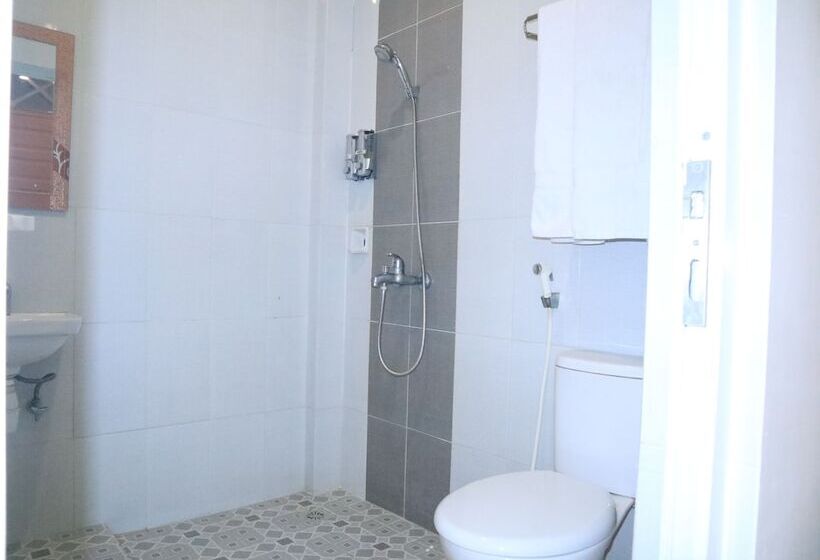 My Rooms Poma Hotel Stay N Dine