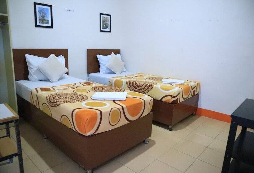 My Rooms Poma Hotel Stay N Dine