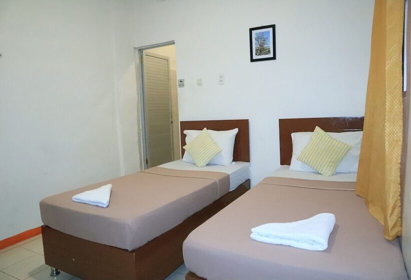 My Rooms Poma Hotel Stay N Dine