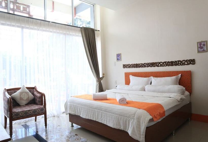 My Rooms Poma Hotel Stay N Dine