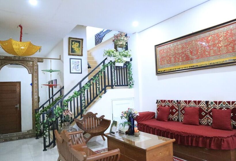 My Rooms Poma Hotel Stay N Dine