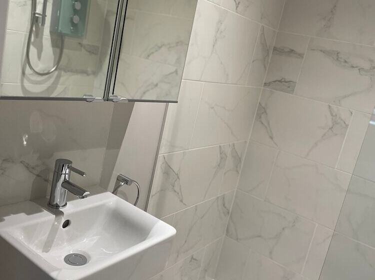 No 73 Aparthotel By Condokeeper