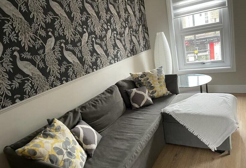 No 73 Aparthotel By Condokeeper