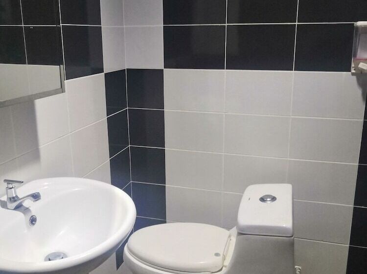 Opah Inn Hotel By Oyo Rooms