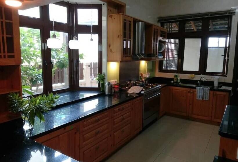 פנסיון Batu Ferringhi Homestay