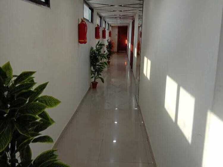 펜션 Green Park Vadodara