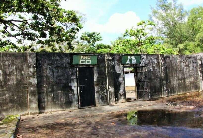 پانسیون Homestay Tits