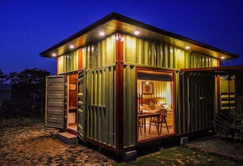 پانسیون Tree Of Life Ecotainers Agra