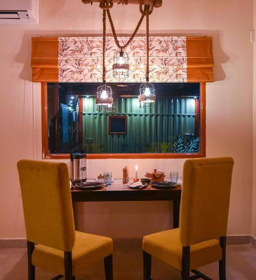 پانسیون Tree Of Life Ecotainers Agra