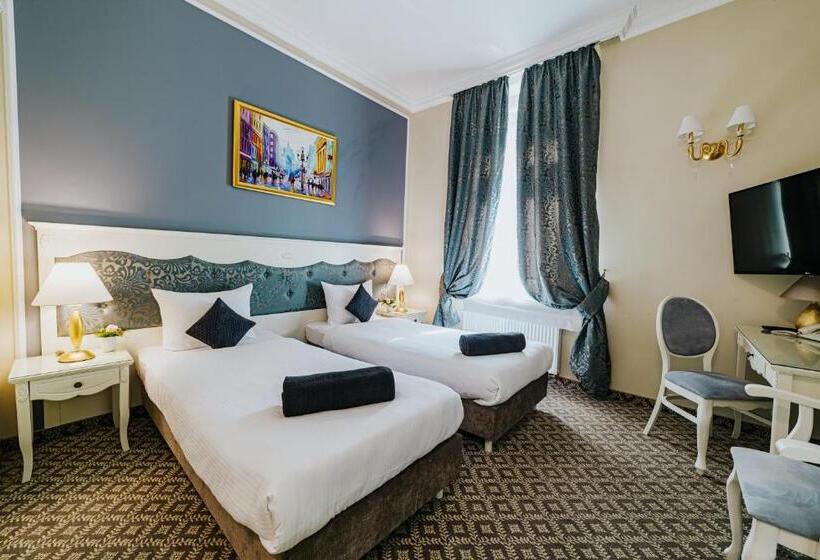 בית מלון כפרי Willa Flora