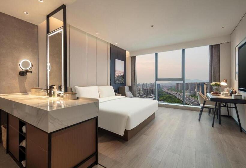 Atour Hotel Hangzhou East Railway Station West Square
