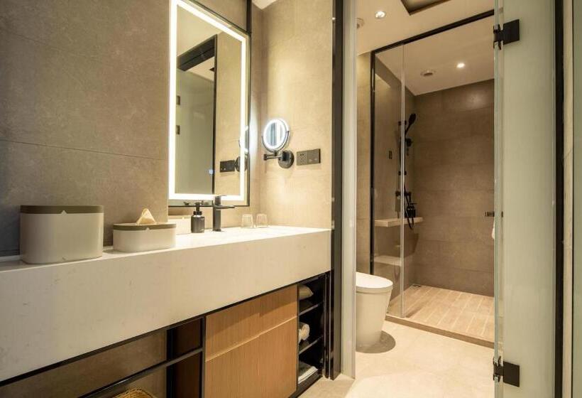 Atour Hotel Dalian Development Zone