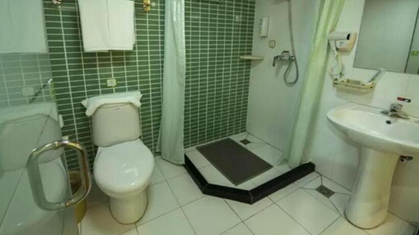 בית מלון כפרי Hi Inn Hightech Wanda Plaza