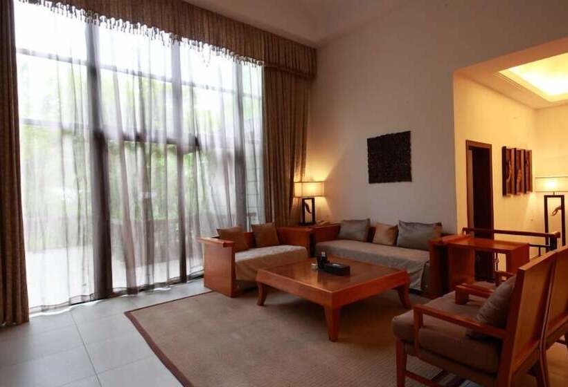 Country Garden Phoenix Hotel Jingmen