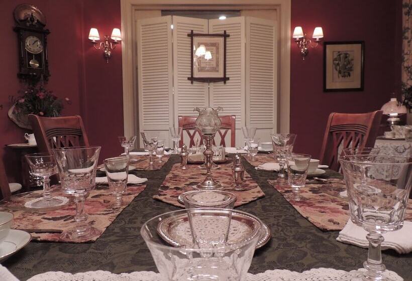 酒店 1868 Magnolia House Inn