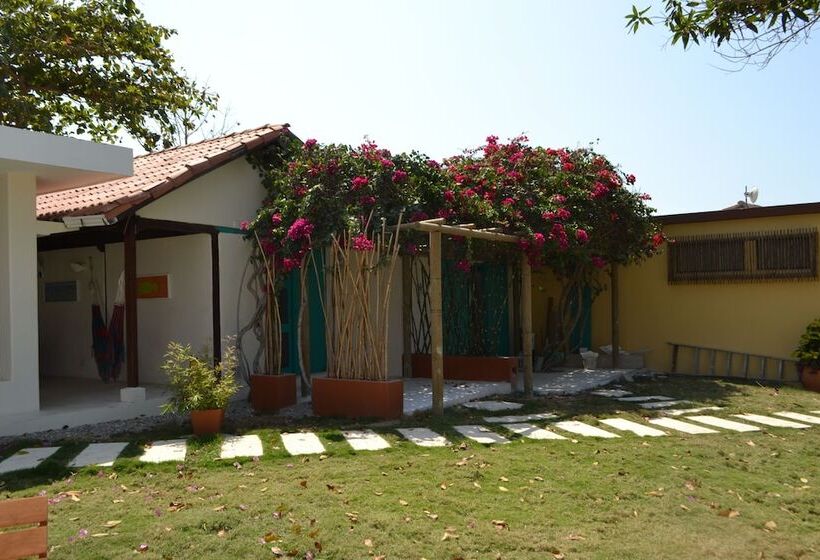 בית מלון כפרי Aite