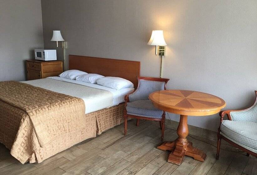 فندق All Seasons Lodge