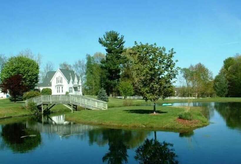 בית מלון כפרי Allegan Country Inn