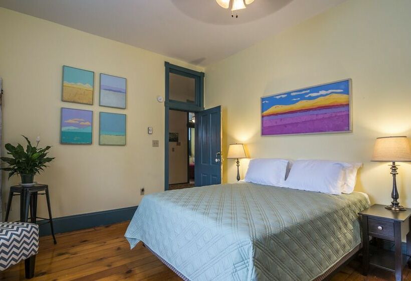 فندق Allegheny Trail House