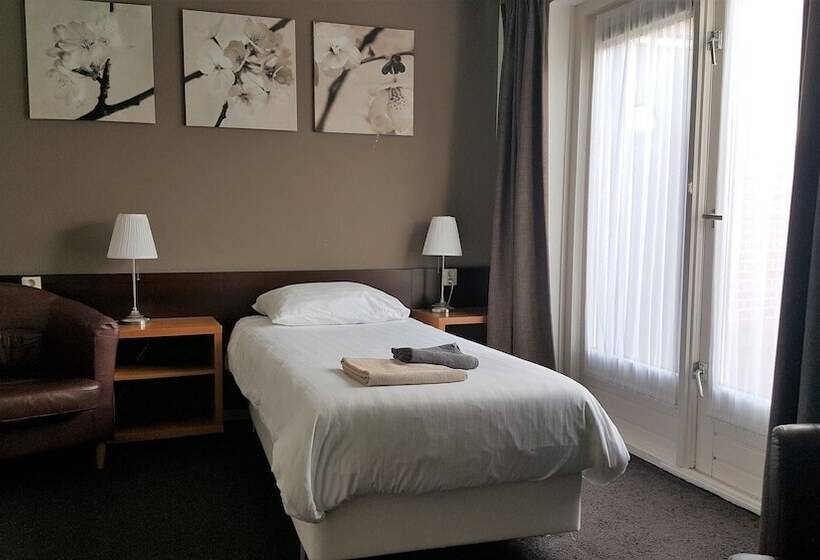 Отель Appartementen Klaver Vier