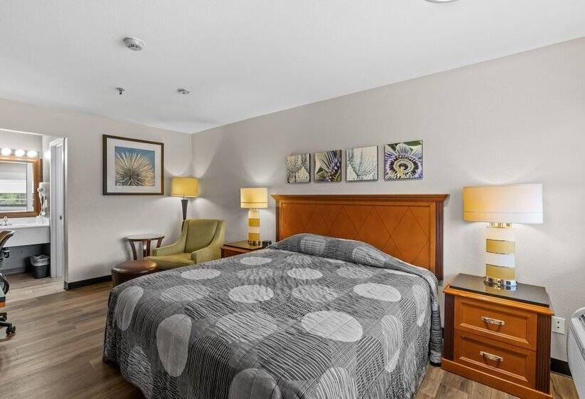 فندق Basecamp Puyallup A Travelodge By Wyndham