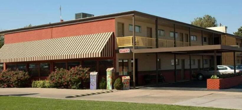 فندق Big Bend Traveler S Inn