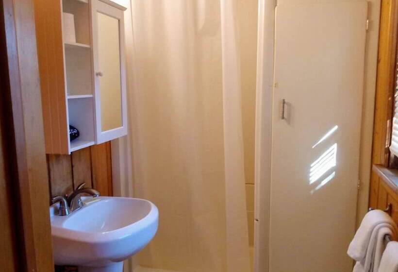 فندق Billingsley Creek