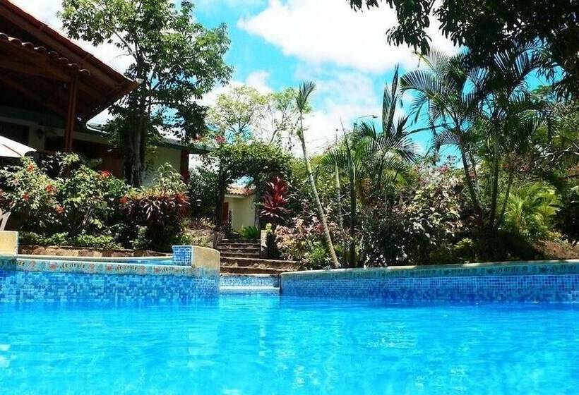 Отель Bubinzana Magical Lodge