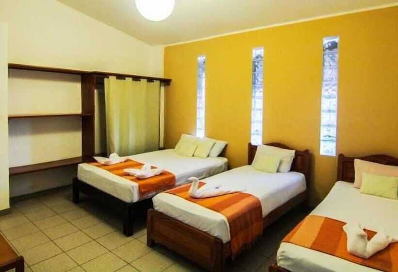 Отель Bubinzana Magical Lodge