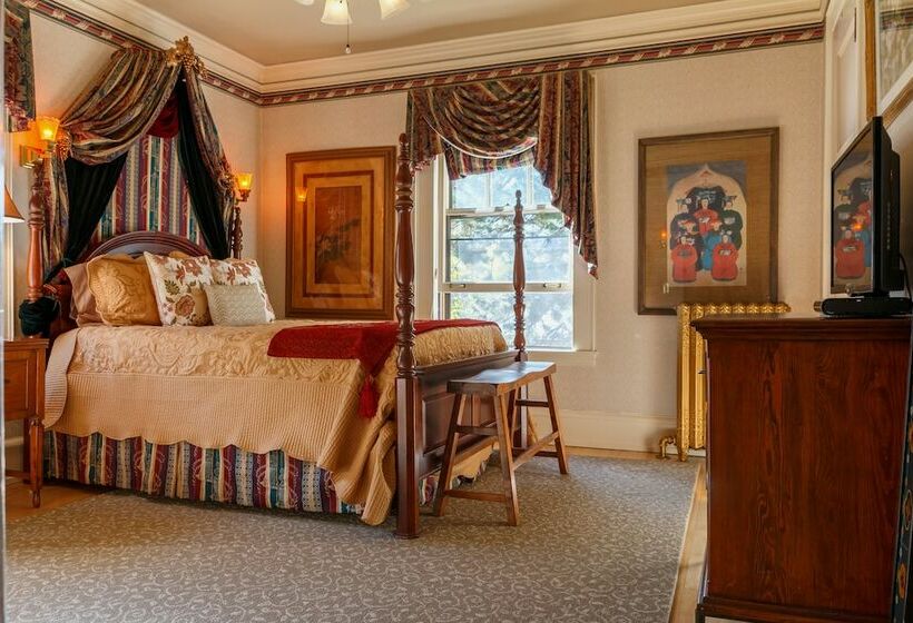 هتل The Carolina Bed & Breakfast