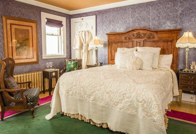 هتل The Carolina Bed & Breakfast