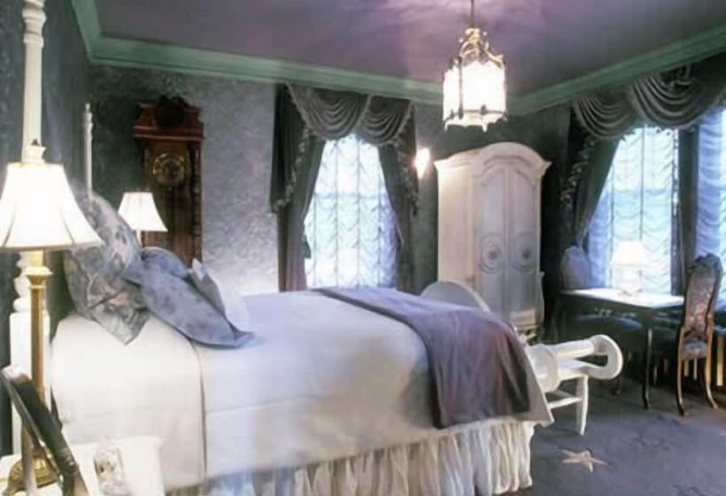 هتل The Carolina Bed & Breakfast