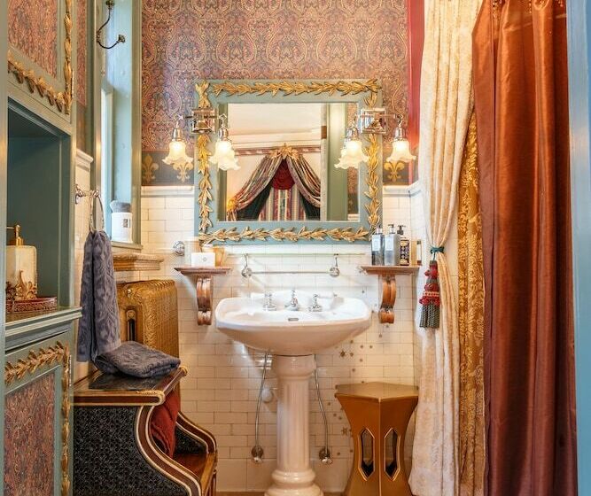 هتل The Carolina Bed & Breakfast